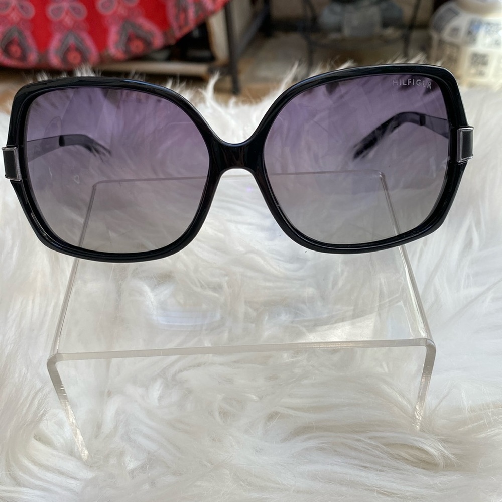 ▪️▪️BLACK CONTEMPORARY SUN GLASSES▪️▪️